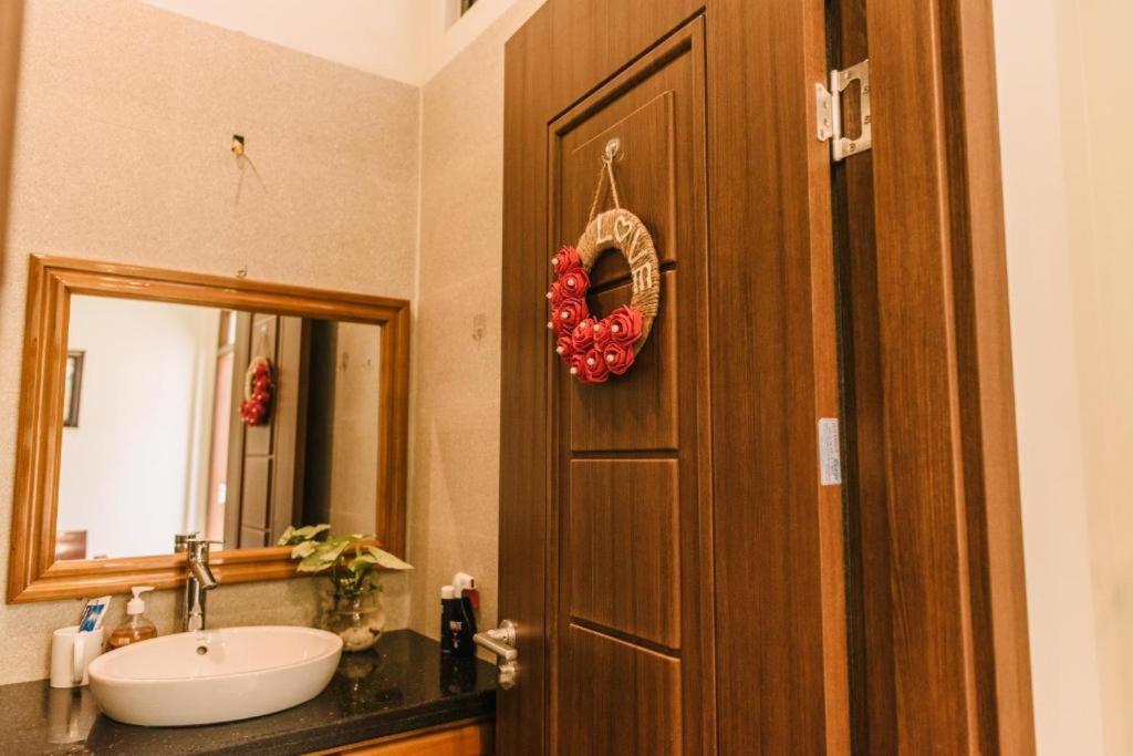 Chi Homestay #4 Хюе Екстер'єр фото